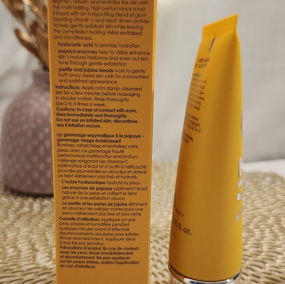 Rodial VIT C Papaya Enzyme Scrub 70ML Full Size BNIB & Sealed - Picture 3 of 8
